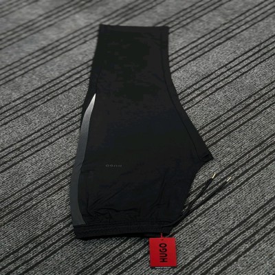 Hugo Touser pitch black